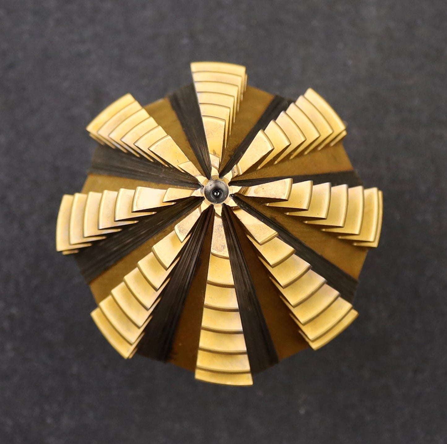 Bild des Artikels KLINGELNBERG-Palloid-Wälzfräser-m=-4,5-EGW-20°-Zahnform-I-1gg.-Links-Rest=50%