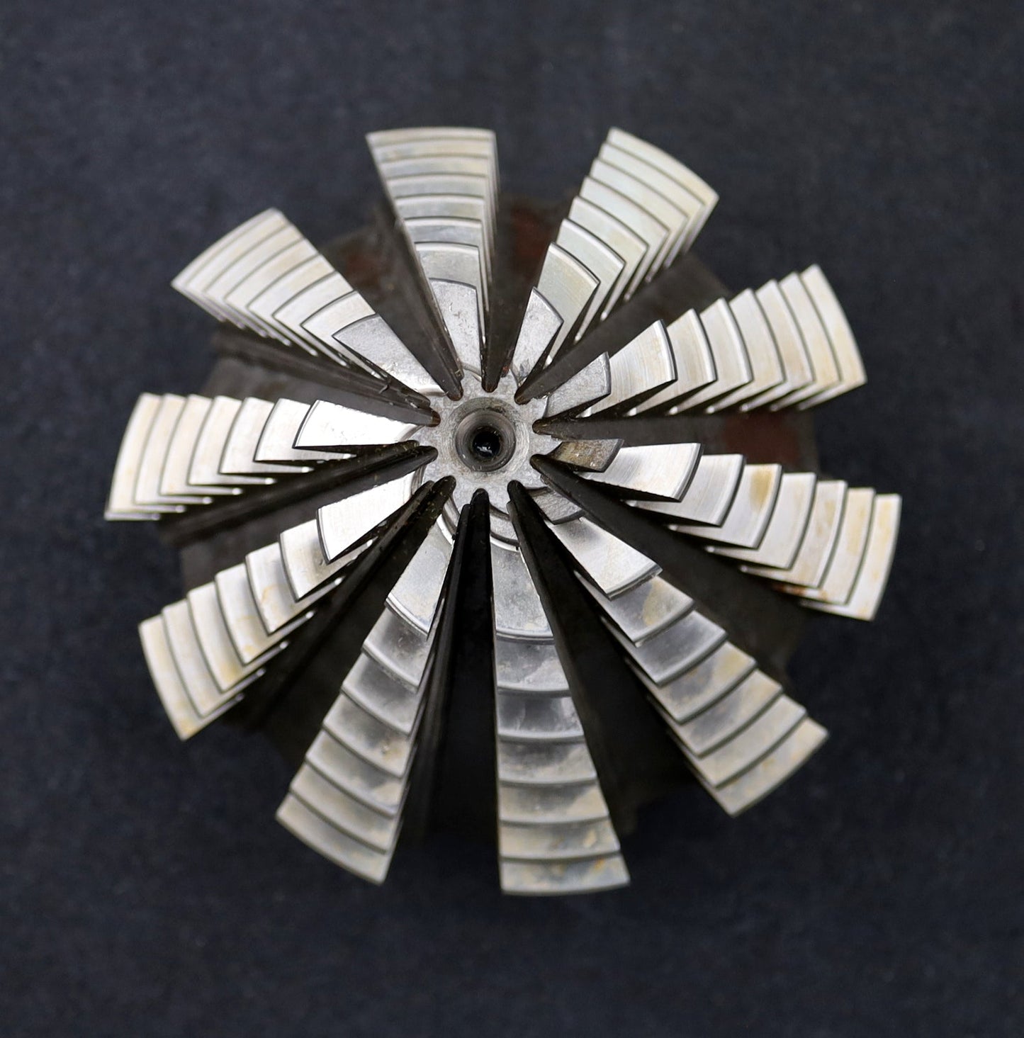 Bild des Artikels KLINGELNBERG-Palloid-Wälzfräser-m=-7-EGW-20°-Zahnform-I-1gg.-Links-WN7-77-132