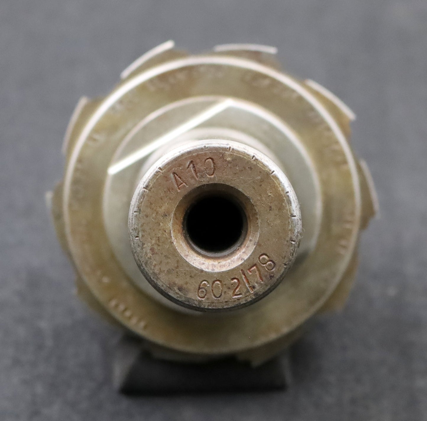 Bild des Artikels KLINGELNBERG-Palloid-Wälzfräser-m=-3,25-EGW-20°-Zahnform-I-1gg.-Links-Rest=75%