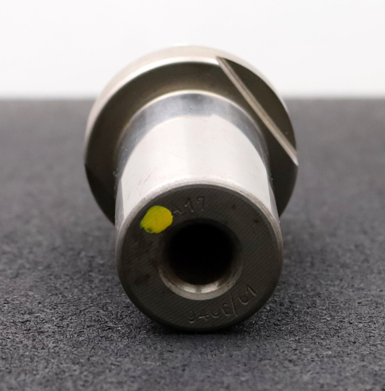 Bild des Artikels KLINGELNBERG-Palloid-Wälzfräser-m=-1,25-17°30´-EGW-Zahnform-III-1gg.-Links