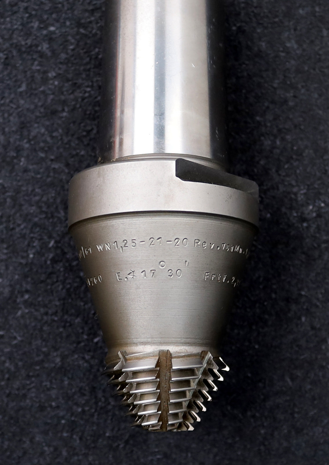 Bild des Artikels KLINGELNBERG-Palloid-Wälzfräser-m=-1,25-17°30´-EGW-Zahnform-III-1gg.-Rechts
