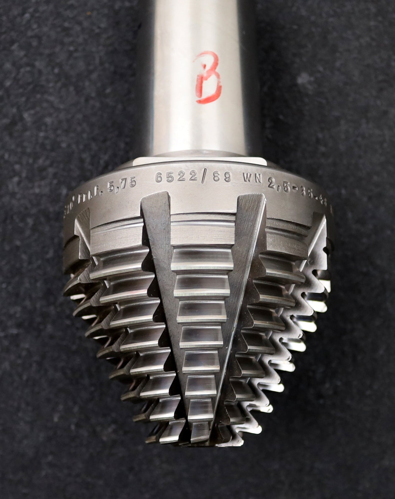 Bild des Artikels KLINGELNBERG-Palloid-Wälzfräser-m=-2,5-EGW-20°-Zahnform-I-1gg.-Li.-WN2,5-35-48