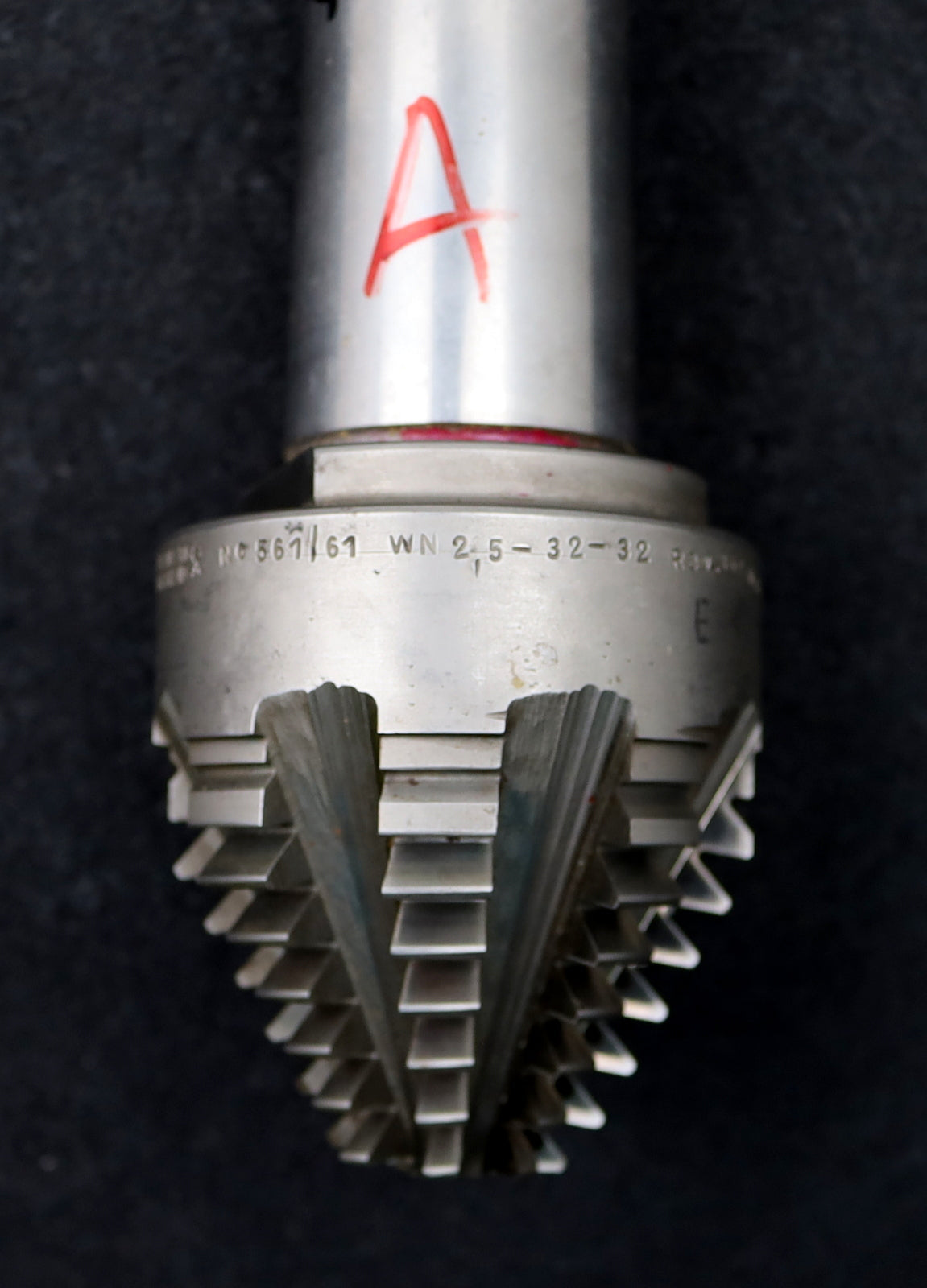 Bild des Artikels KLINGELNBERG-Palloid-Wälzfräser-m=-2,5-EGW-20°-Zahnform-I-1gg.-Li.-WN2,5-32-32