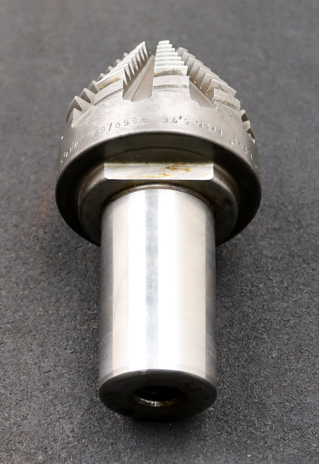 Bild des Artikels KLINGELNBERG-Palloid-Wälzfräser-m=-2,5-EGW-20°-Zahnform-I-1gg.-Rechts-Ø-31x85mm