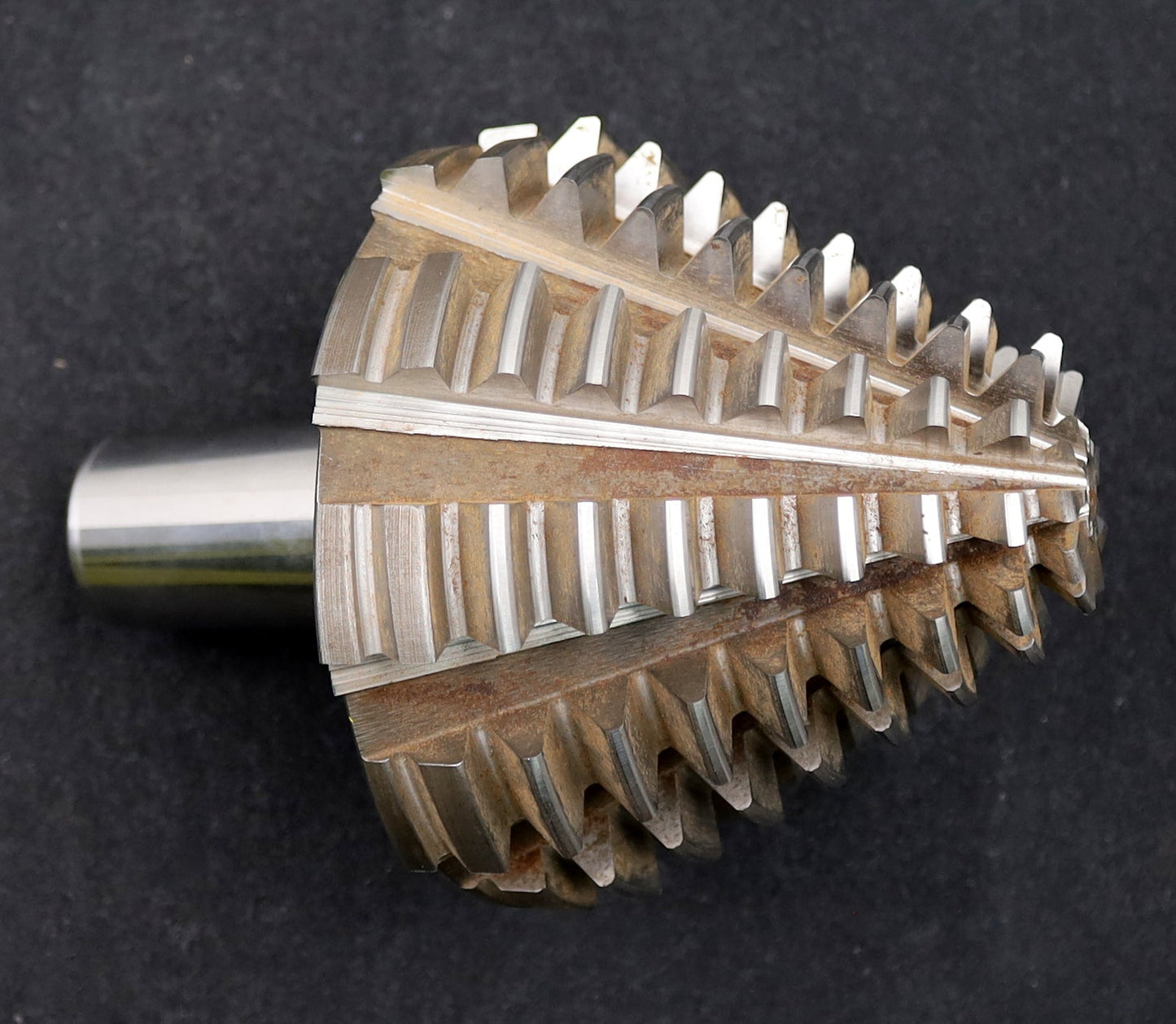 Bild des Artikels KLINGELNBERG-Palloid-Wälzfräser-m=-4,5-EGW-20°-Zahnform-I-1gg.-Links-Rest=-70%