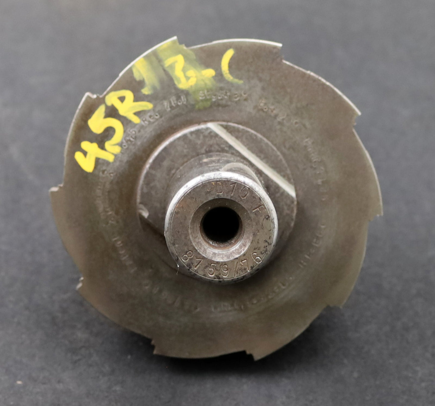 Bild des Artikels KLINGELNBERG-Palloid-Wälzfräser-m=-4,5-EGW-20°-Zahnform-I-1gg.-Rechts-Rest=-90%