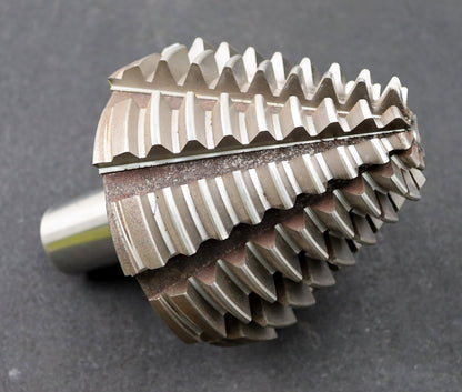 Bild des Artikels KLINGELNBERG-Palloid-Wälzfräser-m=-4,5-EGW-20°-Zahnform-I-1gg.-Rechts-Rest=-90%