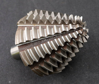 Bild des Artikels KLINGELNBERG-Palloid-Wälzfräser-m=-4,5-EGW-20°-Zahnform-I-1gg.-Rechts-Rest=-90%