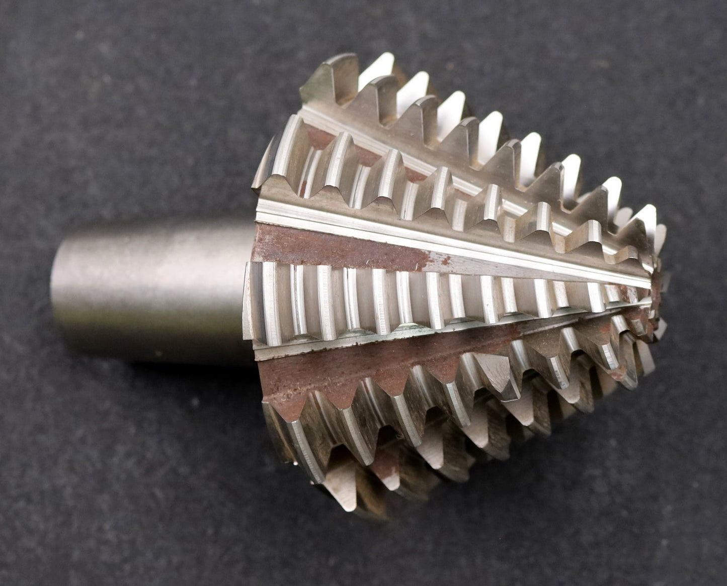 Bild des Artikels KLINGELNBERG-Palloid-Wälzfräser-m=-4-EGW-20°-Zahnform-I-1gg.-Rechts-HF-ECO