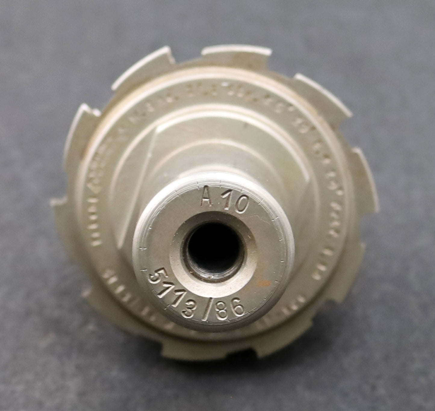 Bild des Artikels KLINGELNBERG-Palloid-Wälzfräser-m=-3-EGW-20°-Zahnform-I-1gg.-Rechts-Ø40x108mm