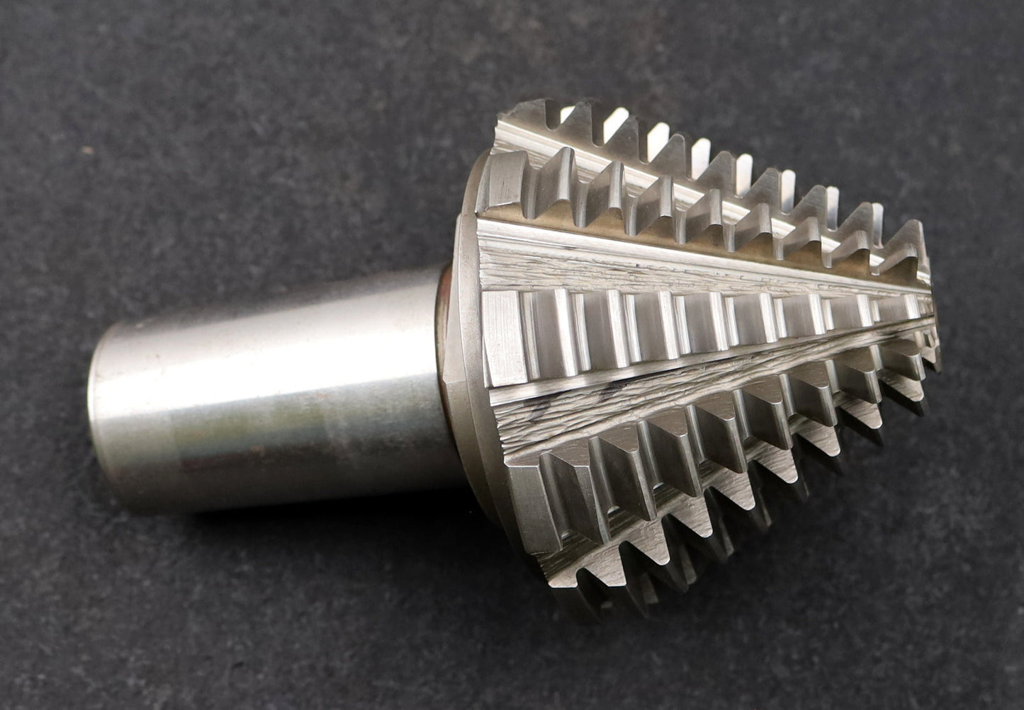 Bild des Artikels KLINGELNBERG-Palloid-Wälzfräser-m=-3-EGW-20°-Zahnform-I-1gg.-Links-Rest=-60%-HSS