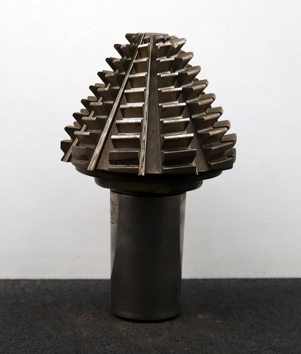 Bild des Artikels KLINGELNBERG-Palloid-Wälzfräser-m=-3-EGW-20°-Zahnform-I-1gg.-Re.-Rest=-80%-HSS