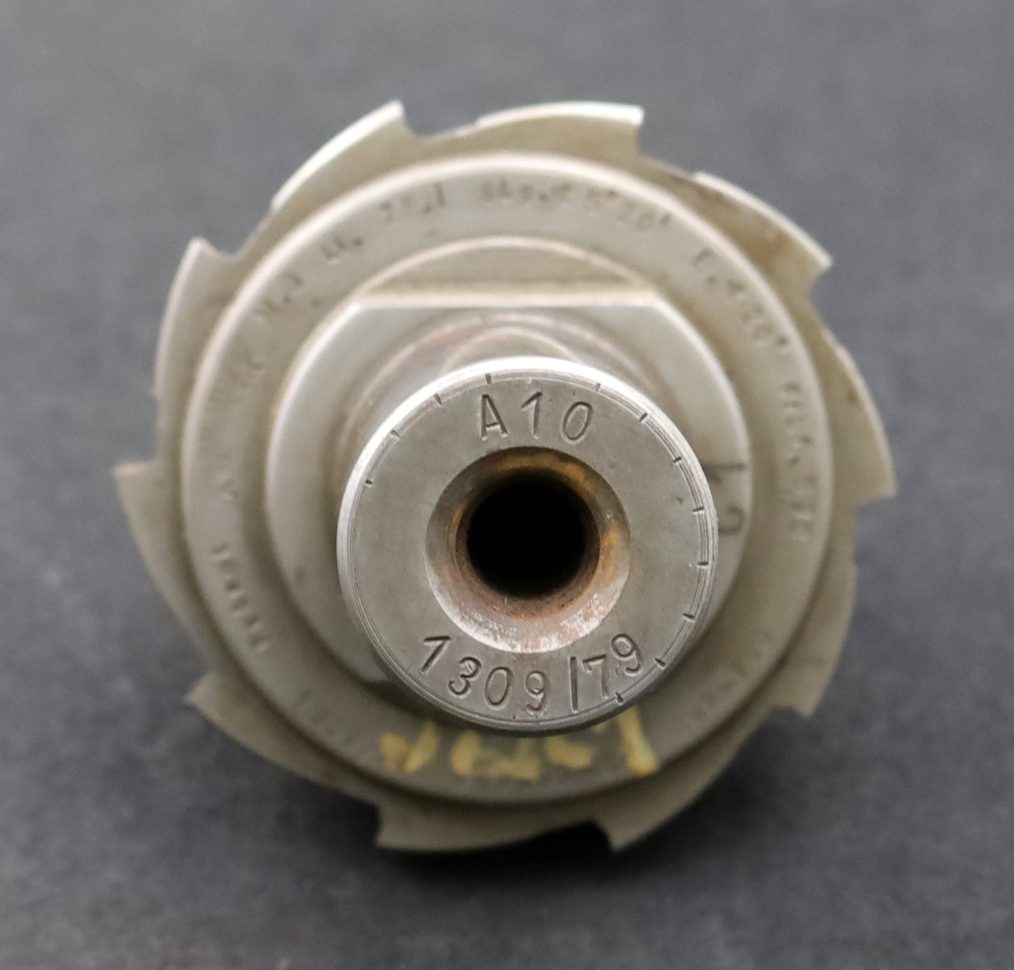 Bild des Artikels KLINGELNBERG-Palloid-Wälzfräser-m=-3-EGW-20°-Zahnform-I-1gg.-Li-Rest=-95%-HF-ECO