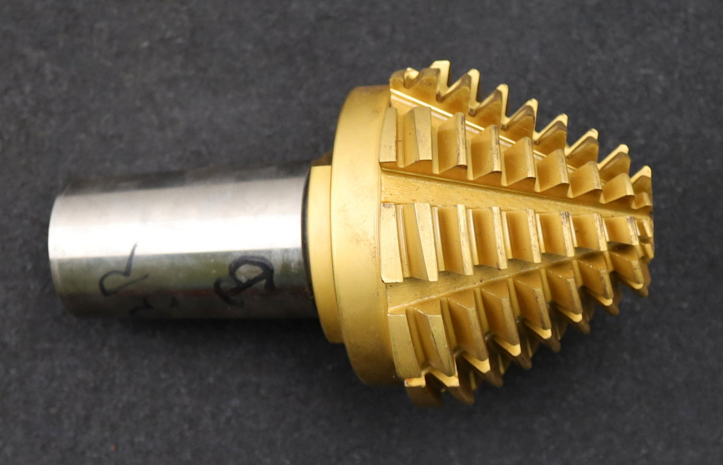 Bild des Artikels KLINGELNBERG-Palloid-Wälzfräser-m=-3-EGW-20°-Zahnform-I-1gg.-Re.-Rest=-100%-HSS