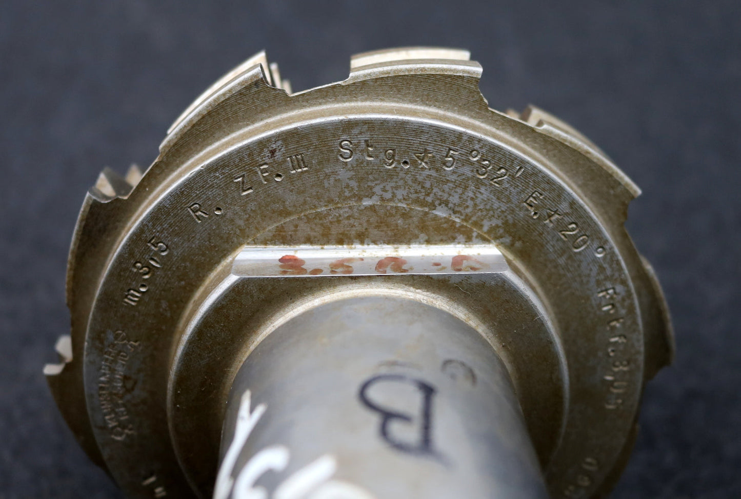 Bild des Artikels KLINGELNBERG-Palloid-Wälzfräser-m=-3,5-EGW-20°-Zahnform-III-1gg.-Re.-Rest=-80%