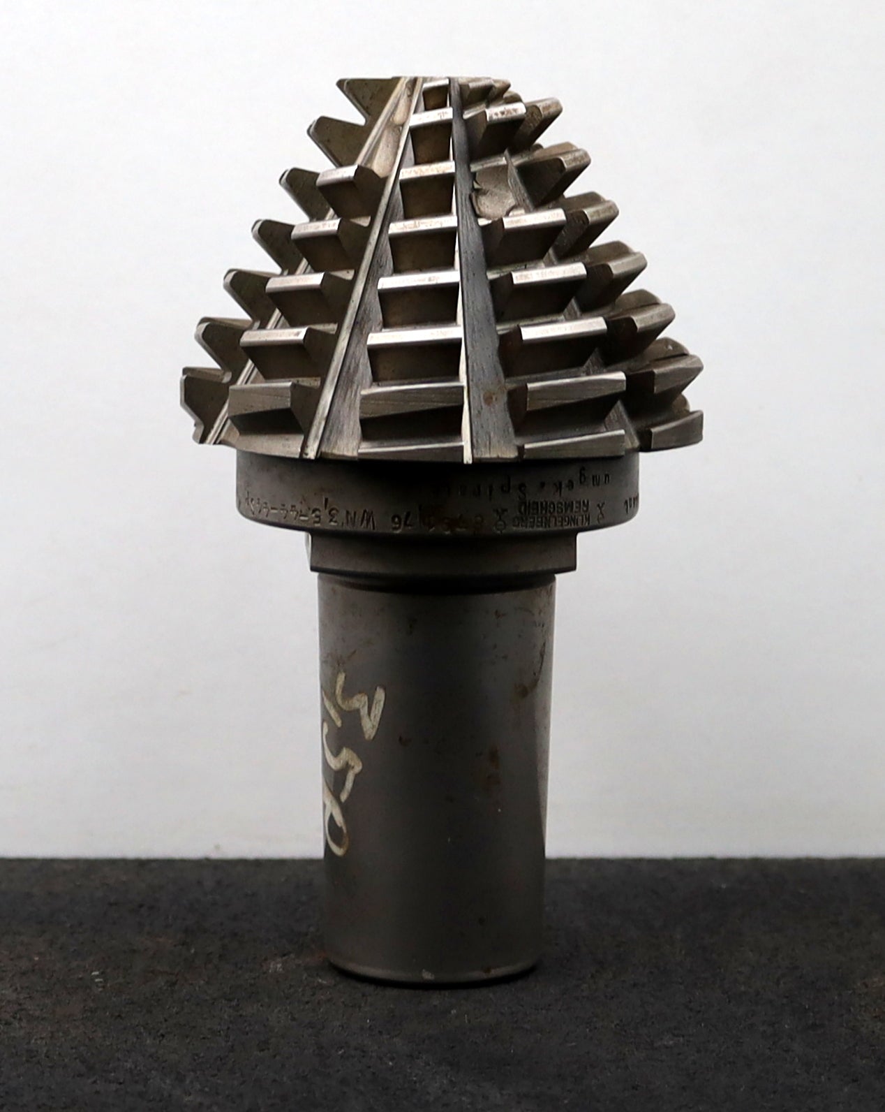 Bild des Artikels KLINGELNBERG-Palloid-Wälzfräser-m=-3,5-17°30´-EGW-Zahnform-III-1gg.-Re.-Rest=90%