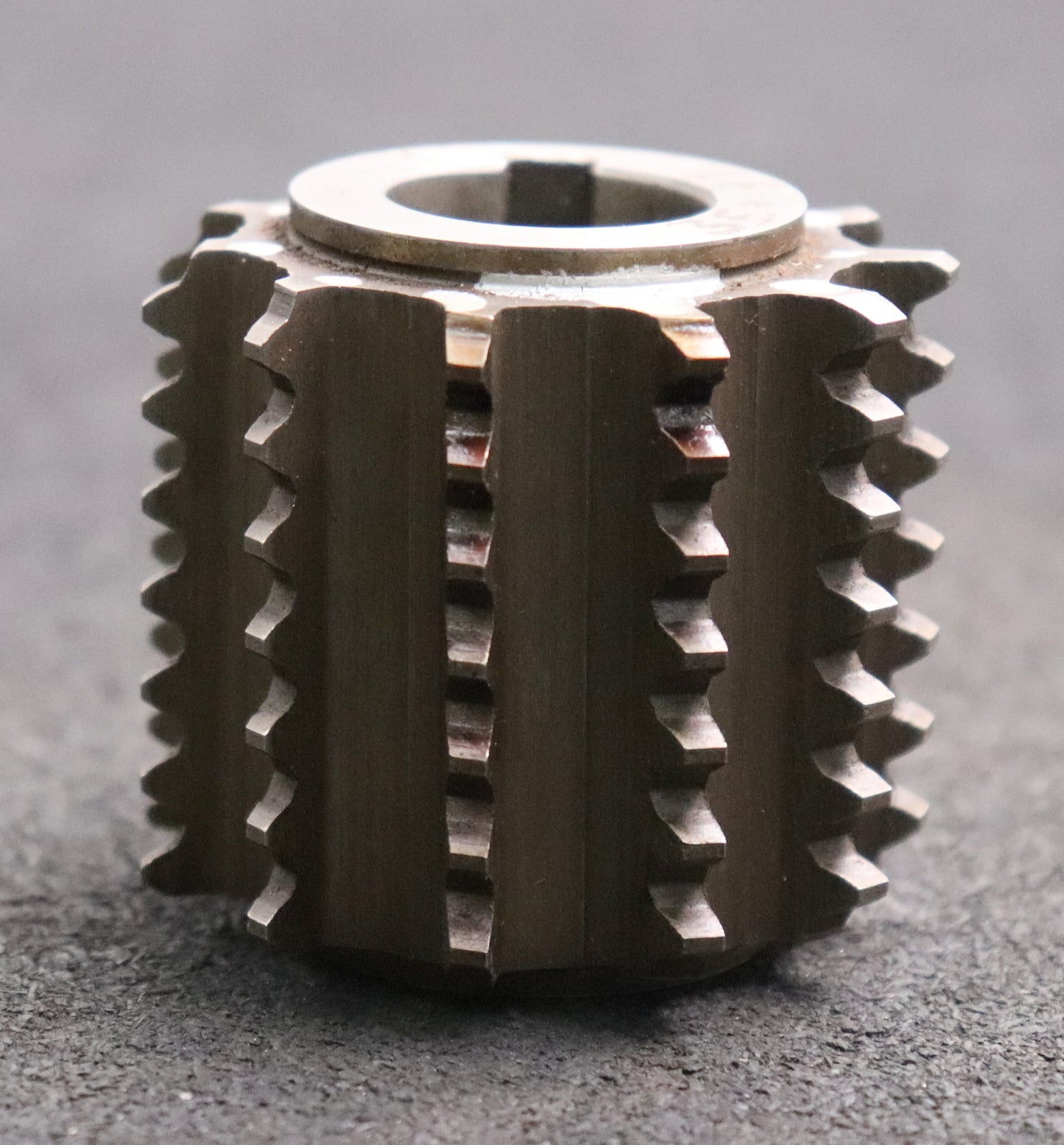 Kerbzahnwellen-Wälzfräser mit gekrümmten Flanken serration hob Nennmaß 35x31