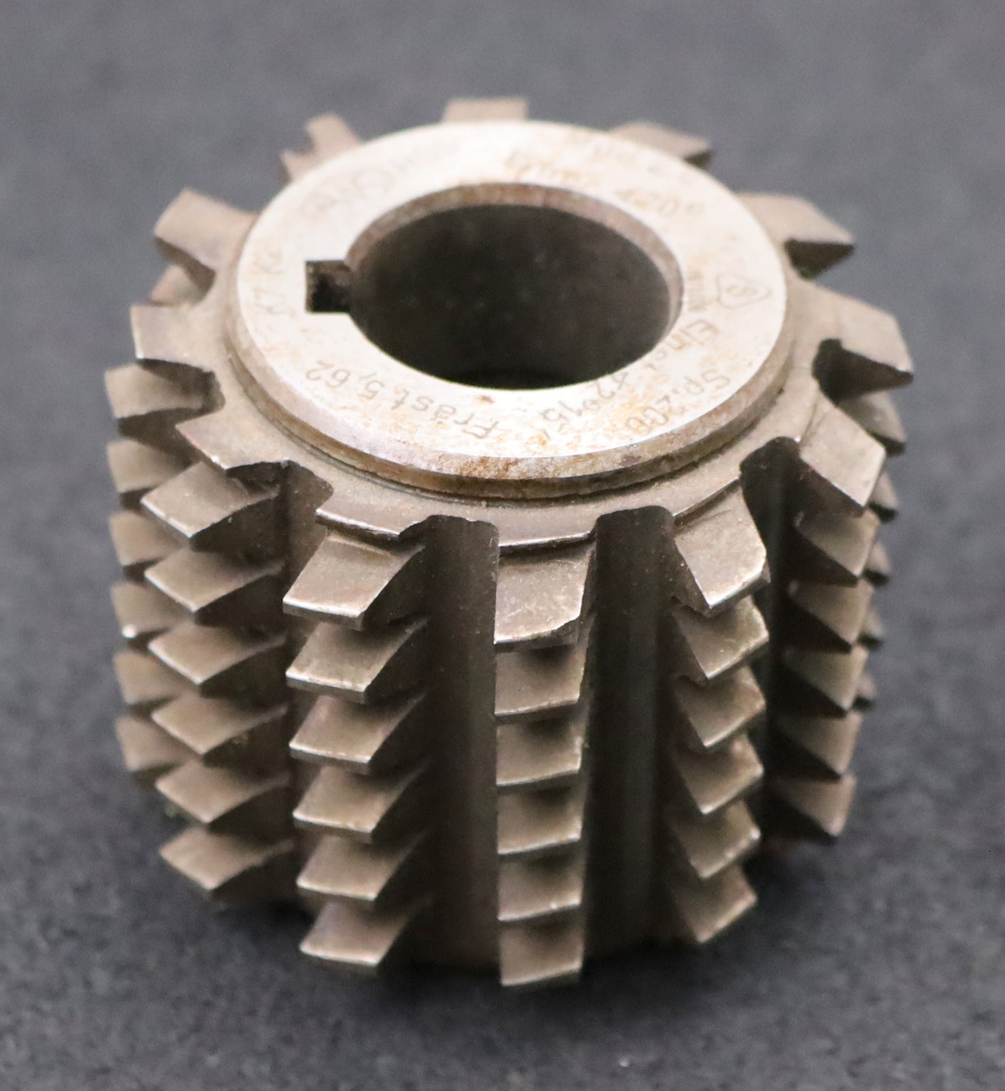 Bild des Artikels PWS-Zahnrad-Wälzfräser-m=2,5mm-BPIII-DIN-3972-EGW-20°-Ø68x58xØ27mm-LKN-Rest:-70%