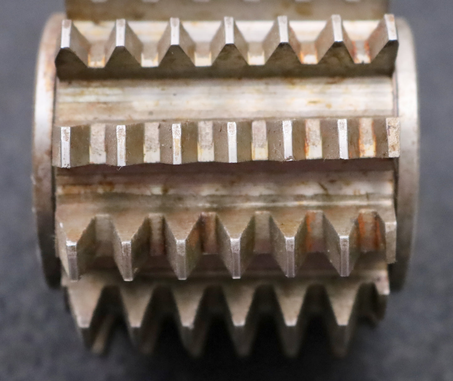 Bild des Artikels PWS-Zahnrad-Wälzfräser-m=2,5mm-BPIV-DIN-3972-EGW-20°-Ø68x58xØ27mm-LKN