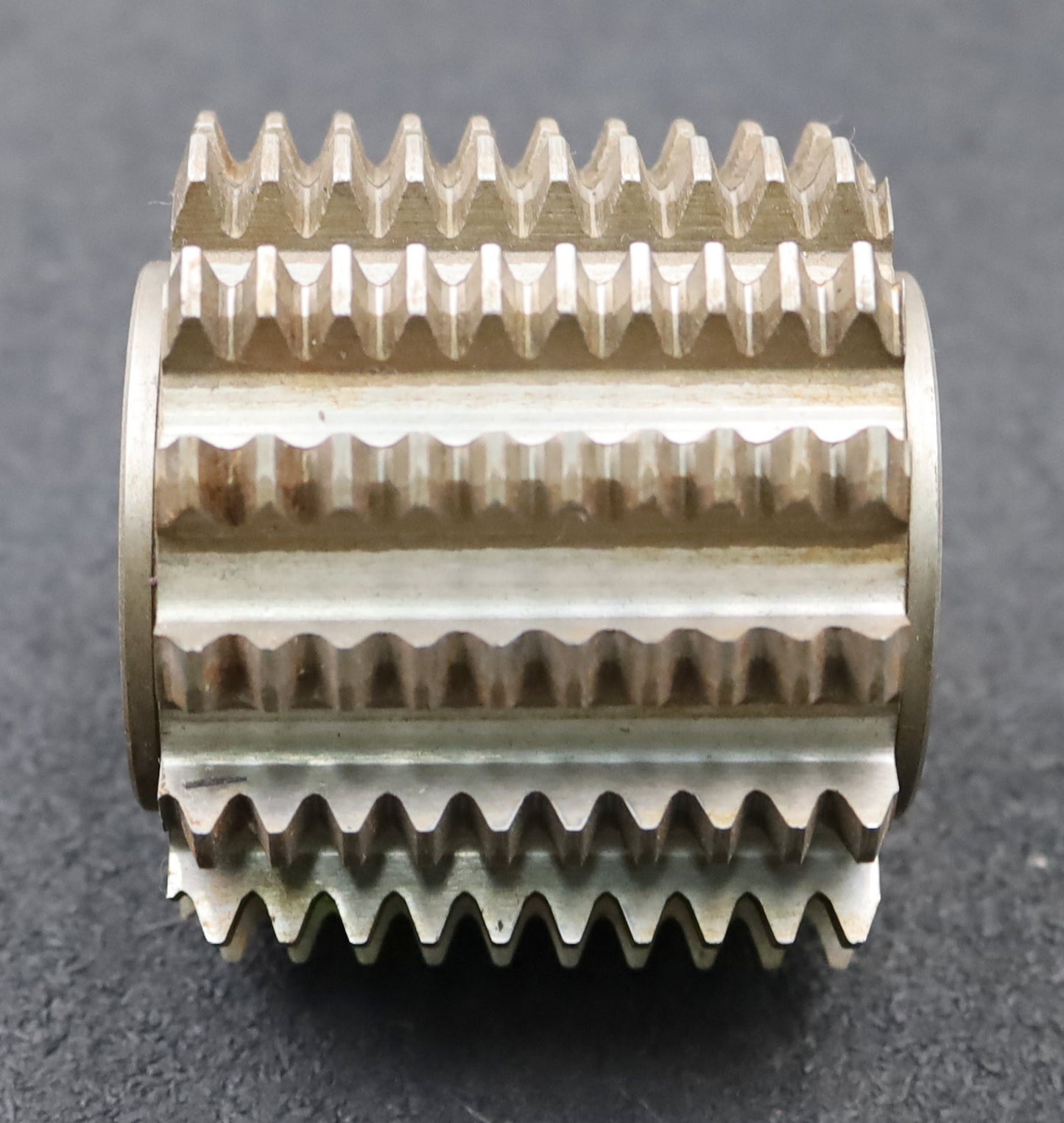 Bild des Artikels PWS-Zahnrad-Wälzfräser-m=2,0mm-BPII-DIN-3972-EGW-20°-Ø78x71xØ32mm-14-Spannuten