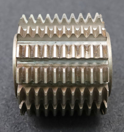 Bild des Artikels PWS-Zahnrad-Wälzfräser-m=2,0mm-BPII-DIN-3972-EGW-20°-Ø80x71xØ32mm-14-Spannuten