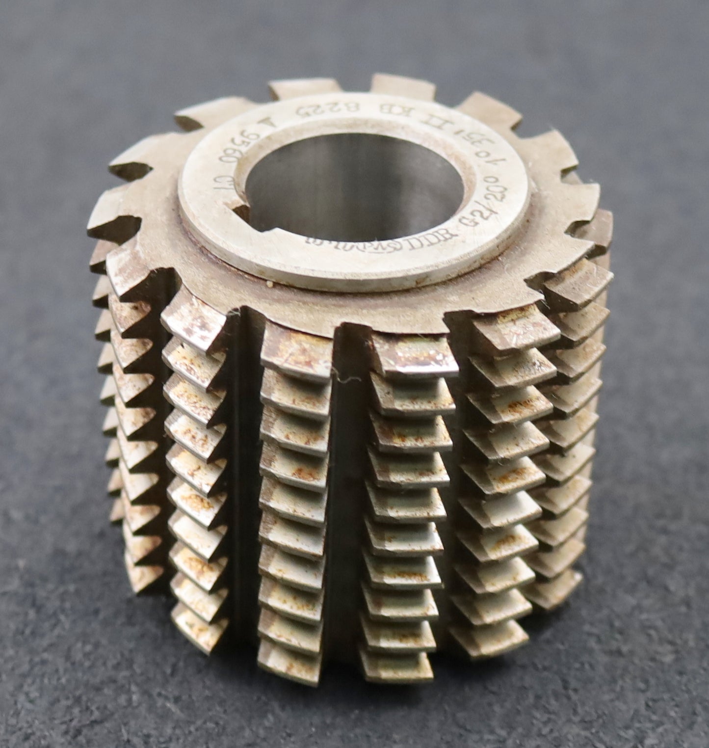 Bild des Artikels PWS-Zahnrad-Wälzfräser-m=2,0mm-BPII-DIN-3972-EGW-20°-Ø80x71xØ32mm-LKN-gebraucht