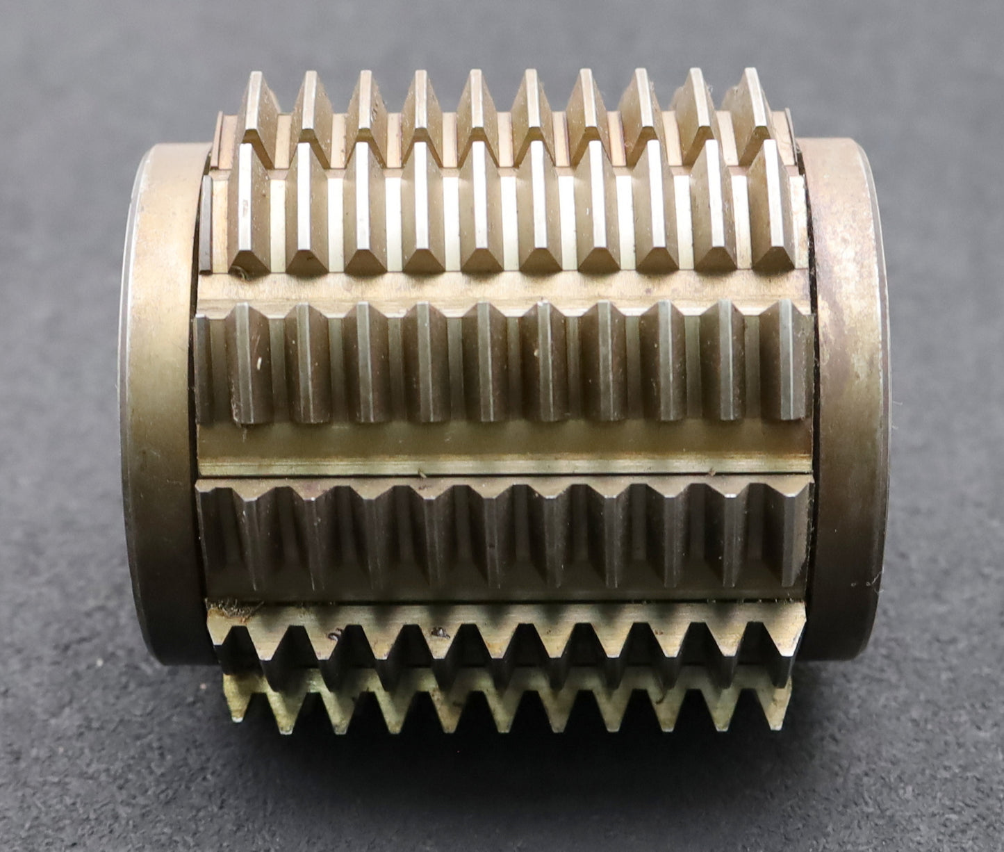 Bild des Artikels FETTE-Zahnrad-Wälzfräser-m=2,5mm-BPIII-DIN-3972-EGW-20°-Ø99x106xØ32mm-gebraucht