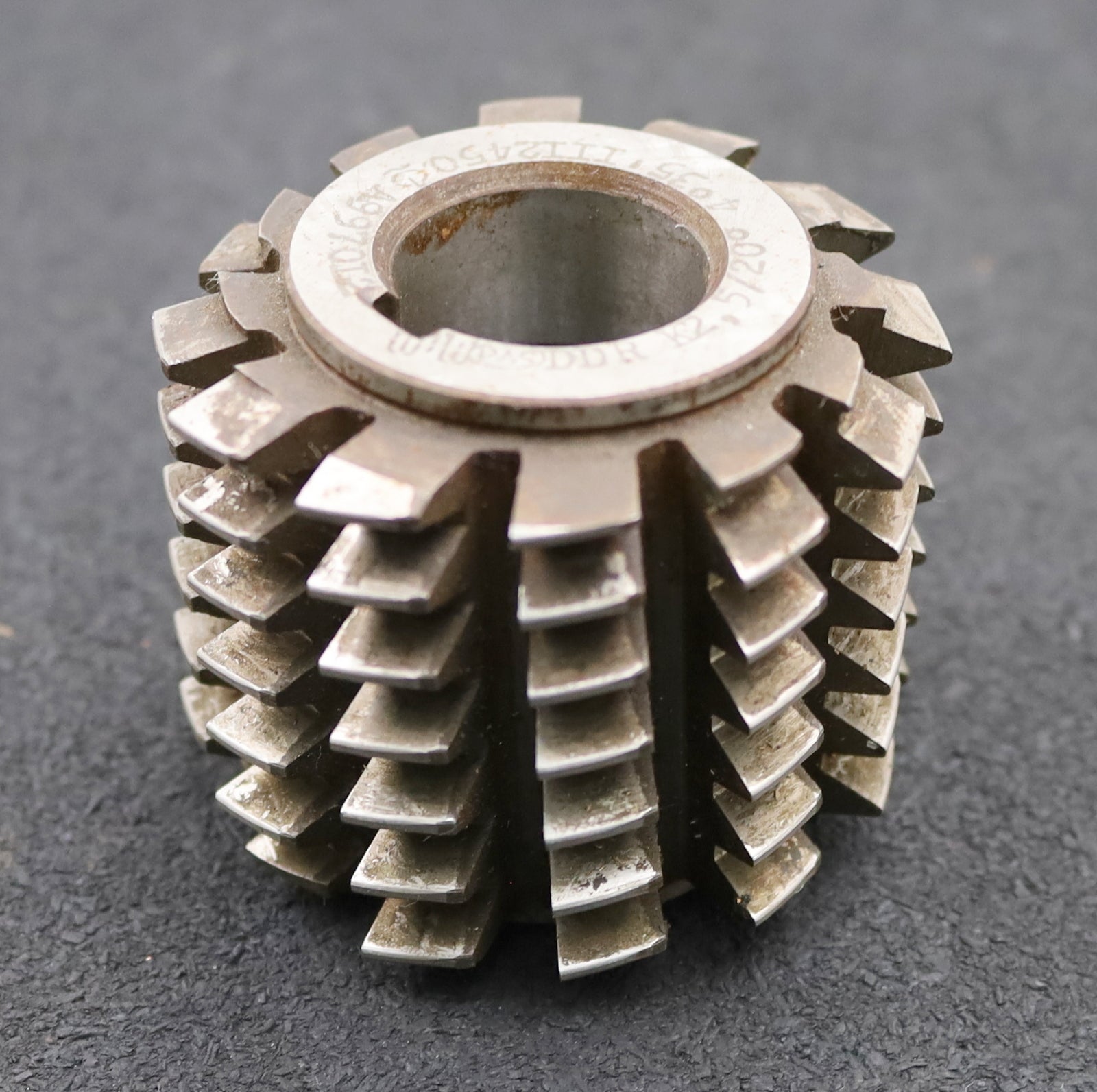 Bild des Artikels PWS-Zahnrad-Wälzfräser-m=2,5mm-BPIII-DIN-3972-EGW-20°-Ø69x58xØ27mm-gebraucht