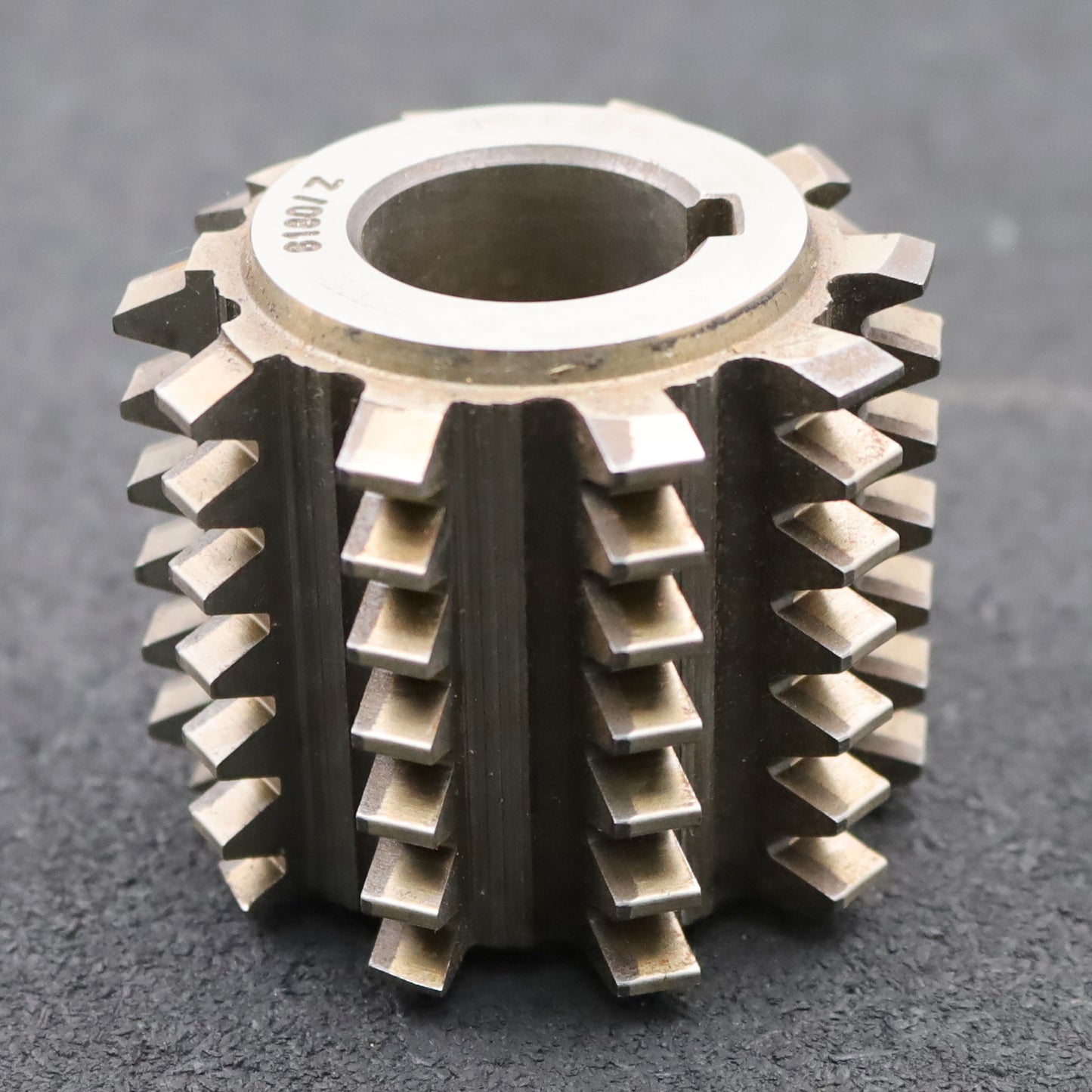 Bild des Artikels FETTE-Zahnrad-Wälzfräser-m=2,5mm-BPII-DIN-3972-EGW-20°-Ø68x57xØ27mm-mit-LKN
