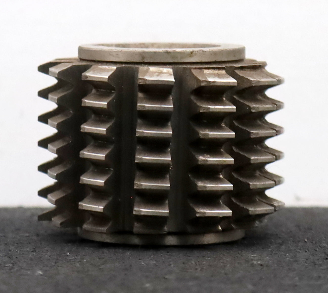 Bild des Artikels PWS-Zahnrad-Wälzfräser-m=2,0mm-BPII-DIN-3972-EGW-20°-Ø63x48xØ27mm-LKN-Rest:-70%