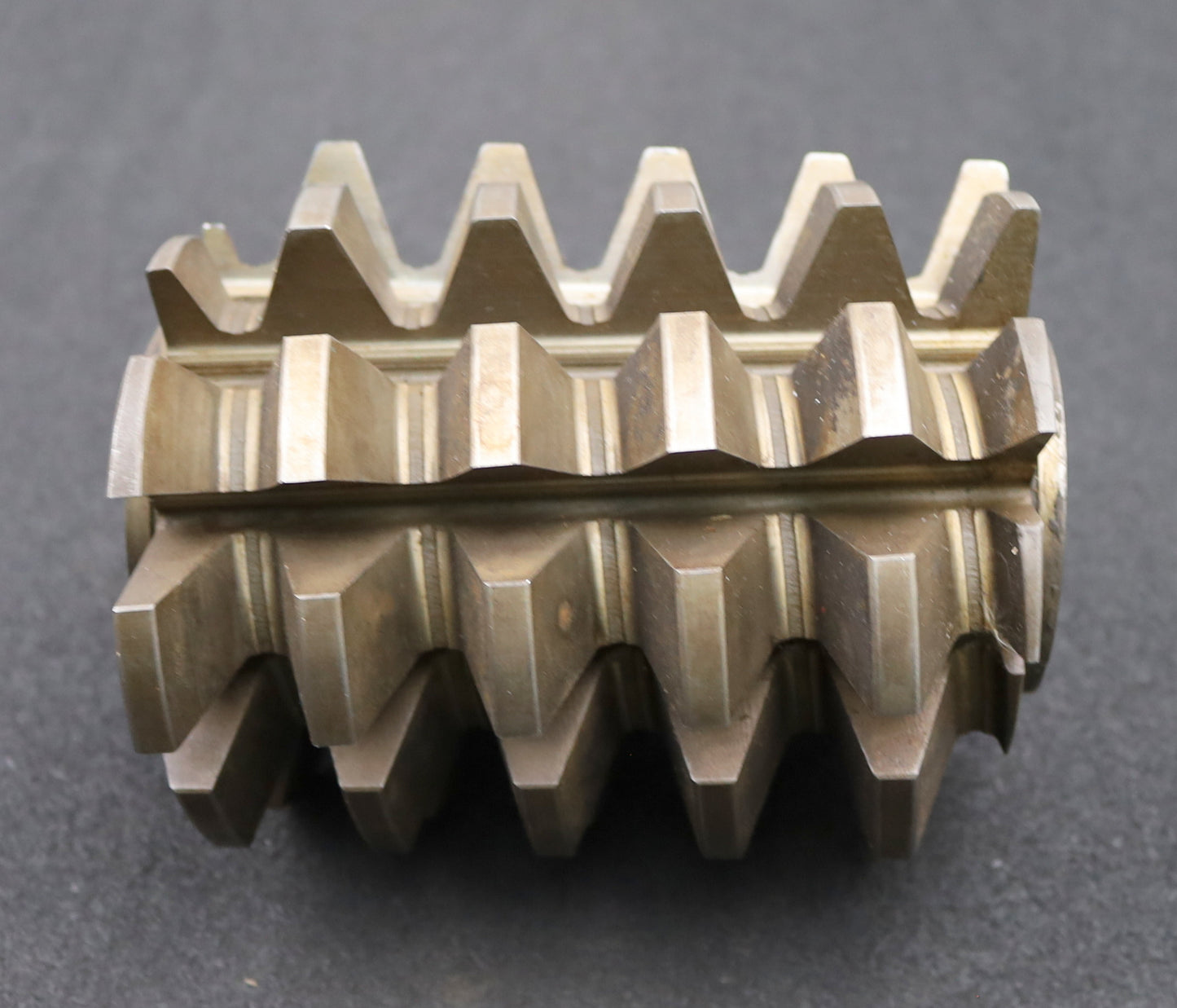 Bild des Artikels KLINGENBERG-Zahnrad-Wälzfräser-m=9,0mm-40°-EGW-Ø122x151xØ32mm-LKN-1gg.-Rechts