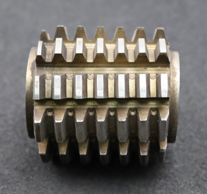 Bild des Artikels Zahnrad-Wälzfräser-m=3,0mm-EGW-20°-Ø68x70xØ27mm-LKN-1gg.-Rechts-spiralgenutet