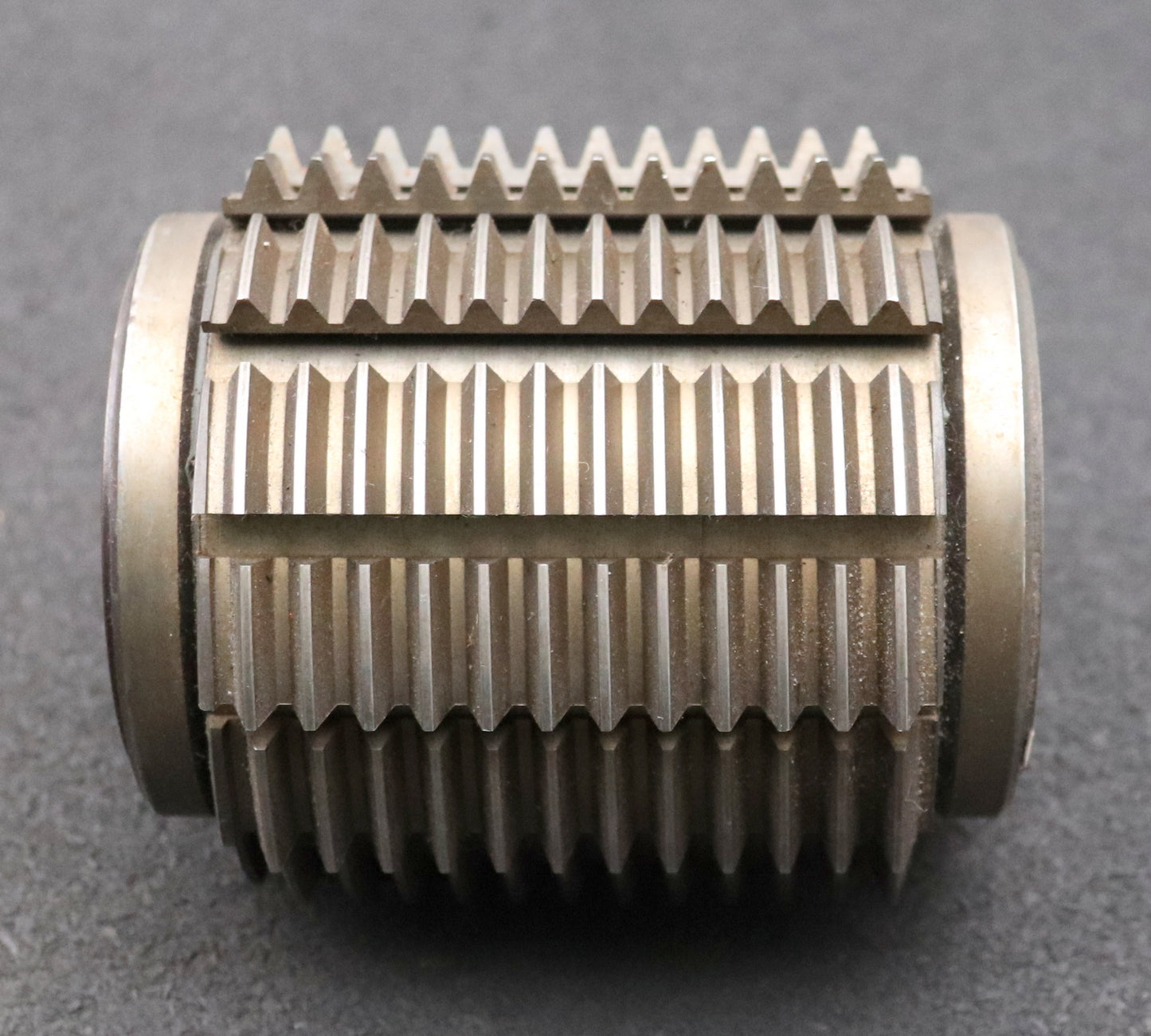 Bild des Artikels FETTE-Zahnrad-Wälzfräser-m=1,75mm-BPIII-DIN-3972-EGW-20°-Ø80x90xØ27mm-mit-LKN