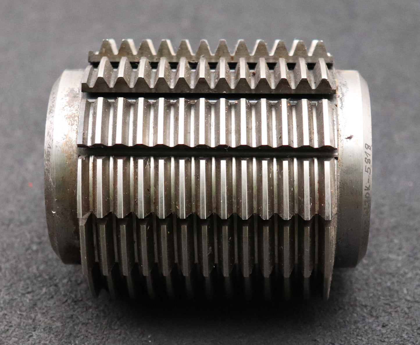 Bild des Artikels SAAZOR-Zahnrad-Wälzfräser-m=1,75mm-BPI-DIN-3972-EGW-20°-Ø77x90xØ27mm-mit-LKN