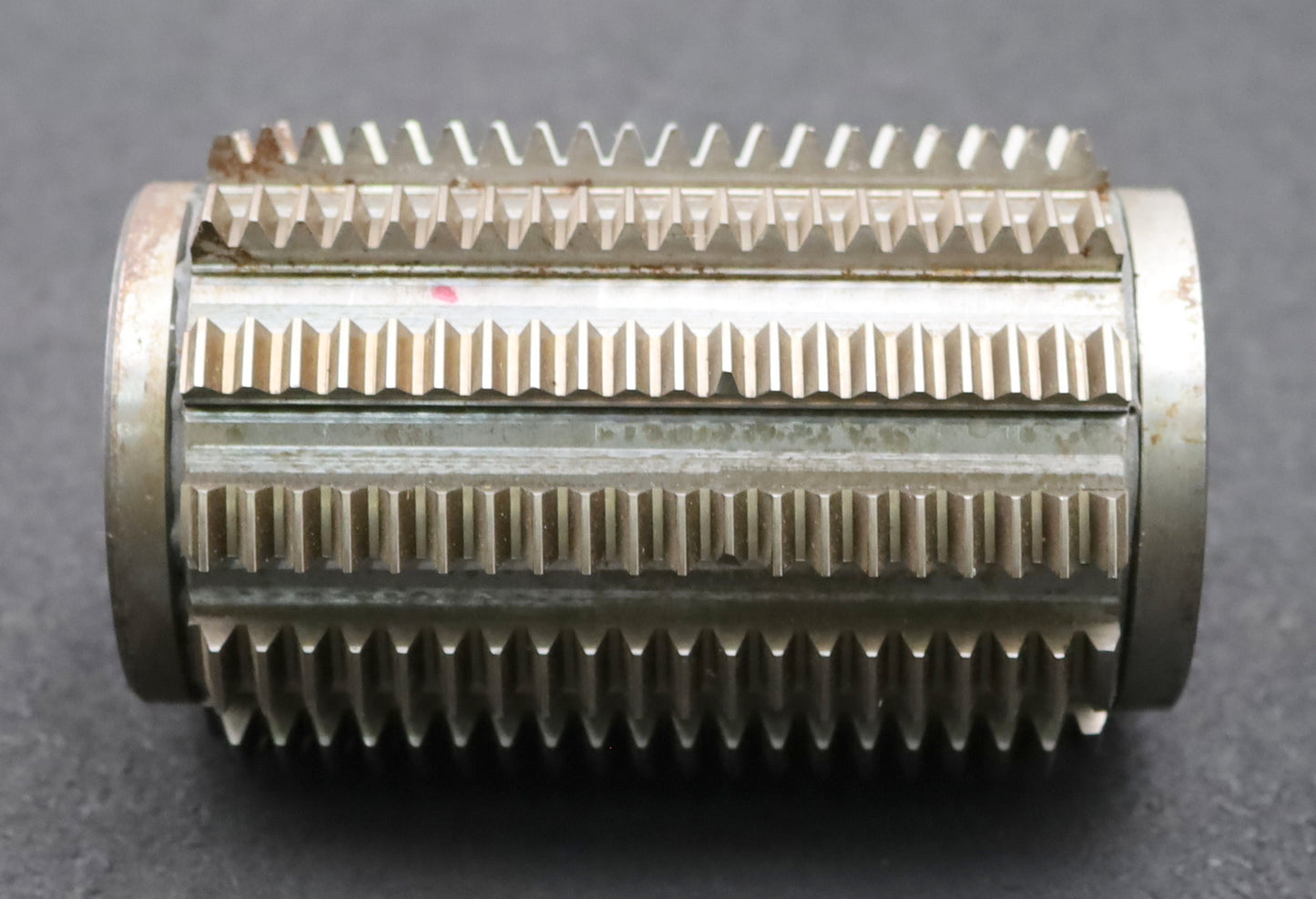 Bild des Artikels FETTE-Zahnrad-Wälzfräser-m=1,75mm-BPIII-DIN-3972-EGW-20°-Ø83x130xØ32mm-mit-LKN