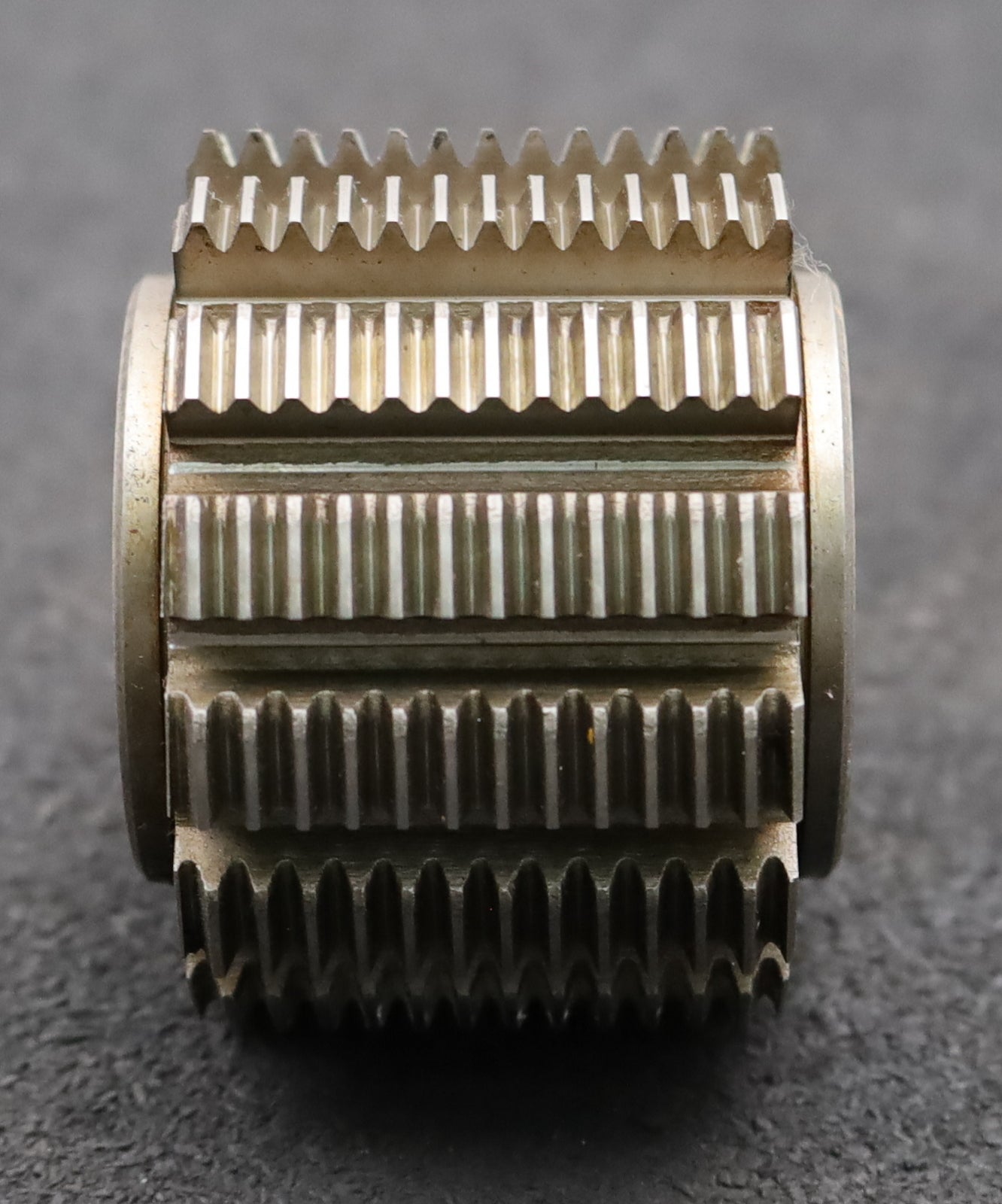 Bild des Artikels PWS-Zahnrad-Wälzfräser-m=1,0mm-BPII-DIN-3972-EGW-20°-Ø63x48x27mm-LKN-gebraucht