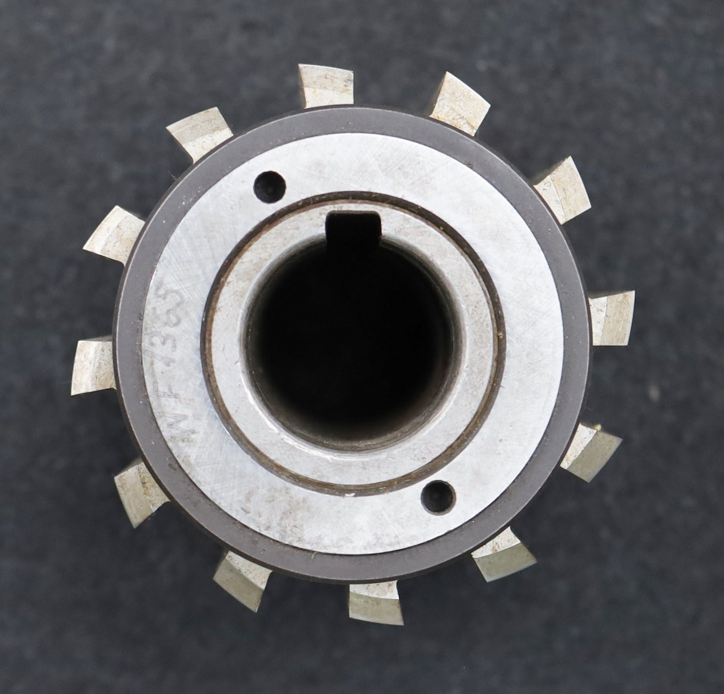 Bild des Artikels FETTE-Zahnrad-Wälzfräser-m=1,64mm-BPIII-DIN-3972-EGW-20°-Ø77x90xØ27mm-mit-LKN