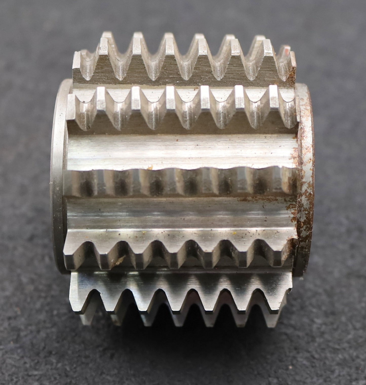 Bild des Artikels Zahnrad-Wälzfräser-m=2,0mm-BPIV-DIN-3972-EGW-20°-Ø63x48x27mm-LKN-2gg.-Rechts