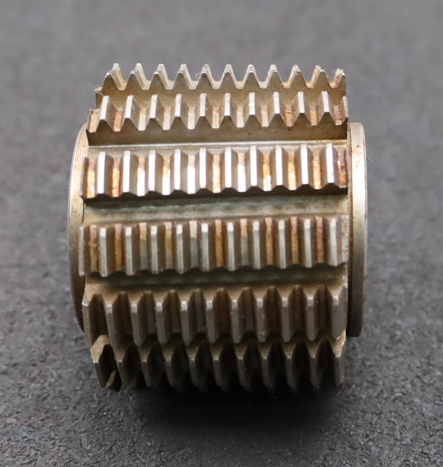 Bild des Artikels PWS-Zahnrad-Wälzfräser-m=1,5mm-BPIII-DIN-3972-EGW-20°-Ø70x58x27mm-LKN-2gg.-Re.