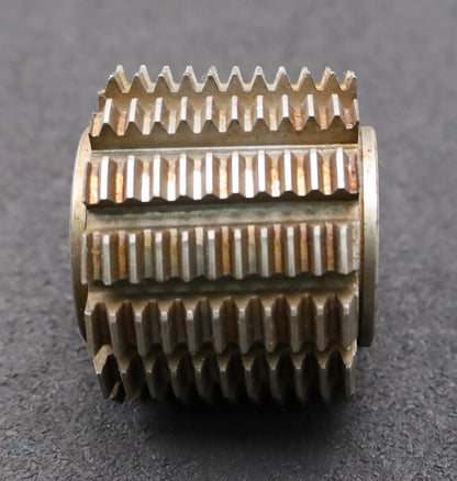 Bild des Artikels PWS-Zahnrad-Wälzfräser-m=1,5mm-BPIII-DIN-3972-EGW-20°-Ø70x58x27mm-LKN-2gg.-Re.