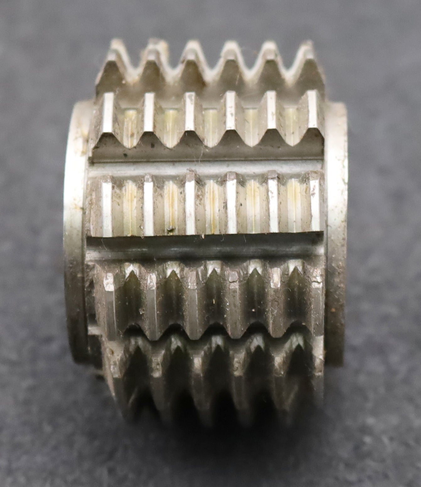 Bild des Artikels Zahnrad-Wälzfräser-m=1,75mm-EGW-20°-Ø56x39x22mm-LKN-1gg.-Rechts-spiralgenutet