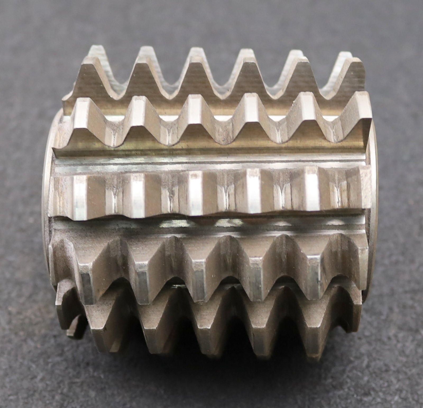 Bild des Artikels PWS-Zahnrad-Wälzfräser-m=4,5mm-EGW-20°-BPII-DIN-3972-Ø89x89x32mm-LKN-Rest:-70%