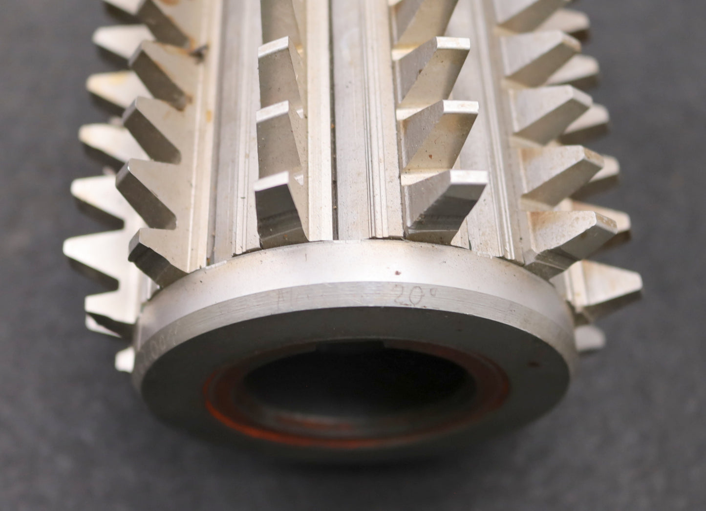 Bild des Artikels SAAZOR-Zahnrad-Wälzfräser-m=4,0mm-BPIII-DIN-3972-EGW-20°-Ø109x150x40mm-mit-LKN