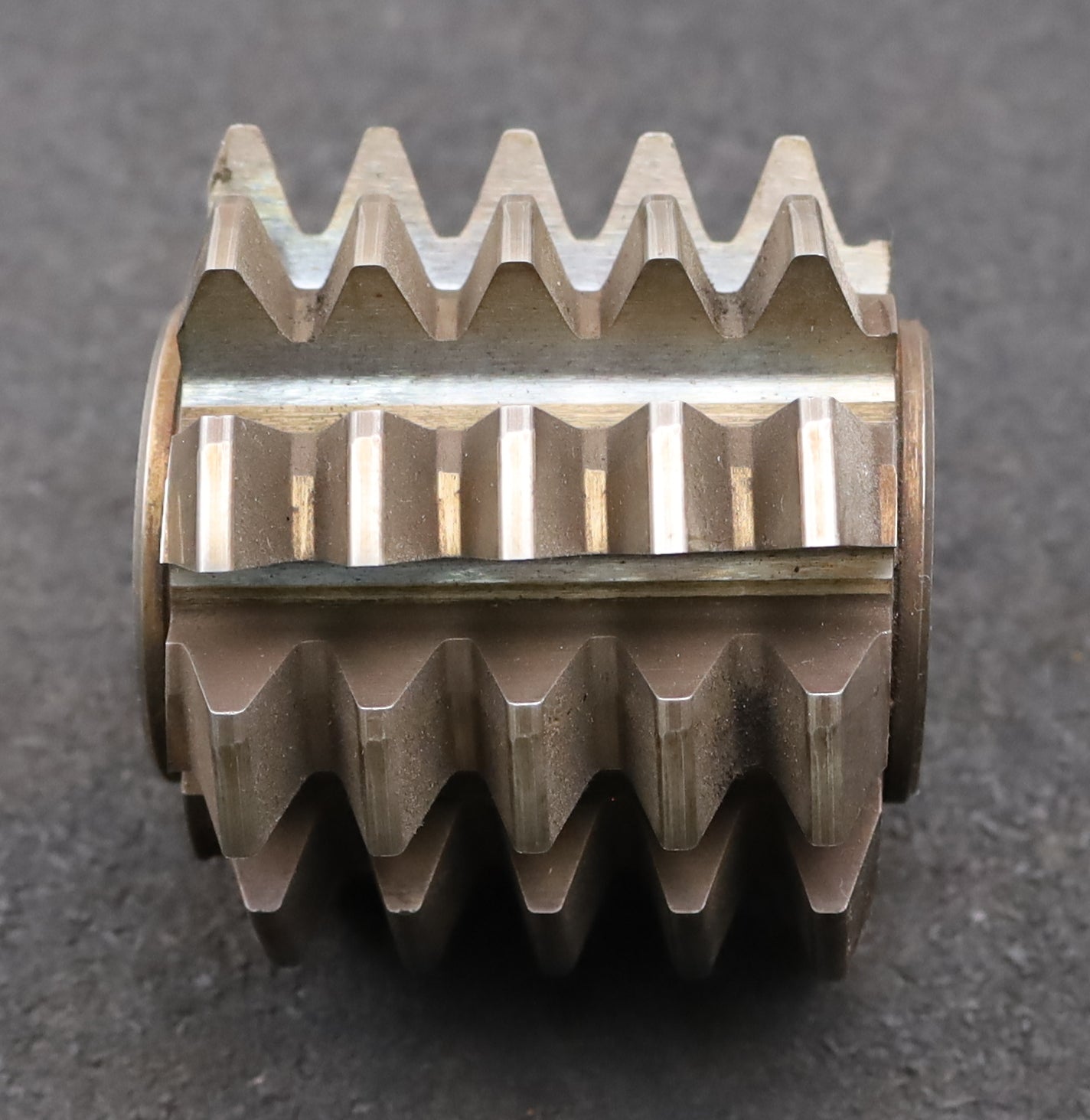 Bild des Artikels Zahnrad-Wälzfräser-m=4,0mm-EGW-20°-BPII-DIN-3972-Ø79x70x27mm-LKN-1gg.-Rechts