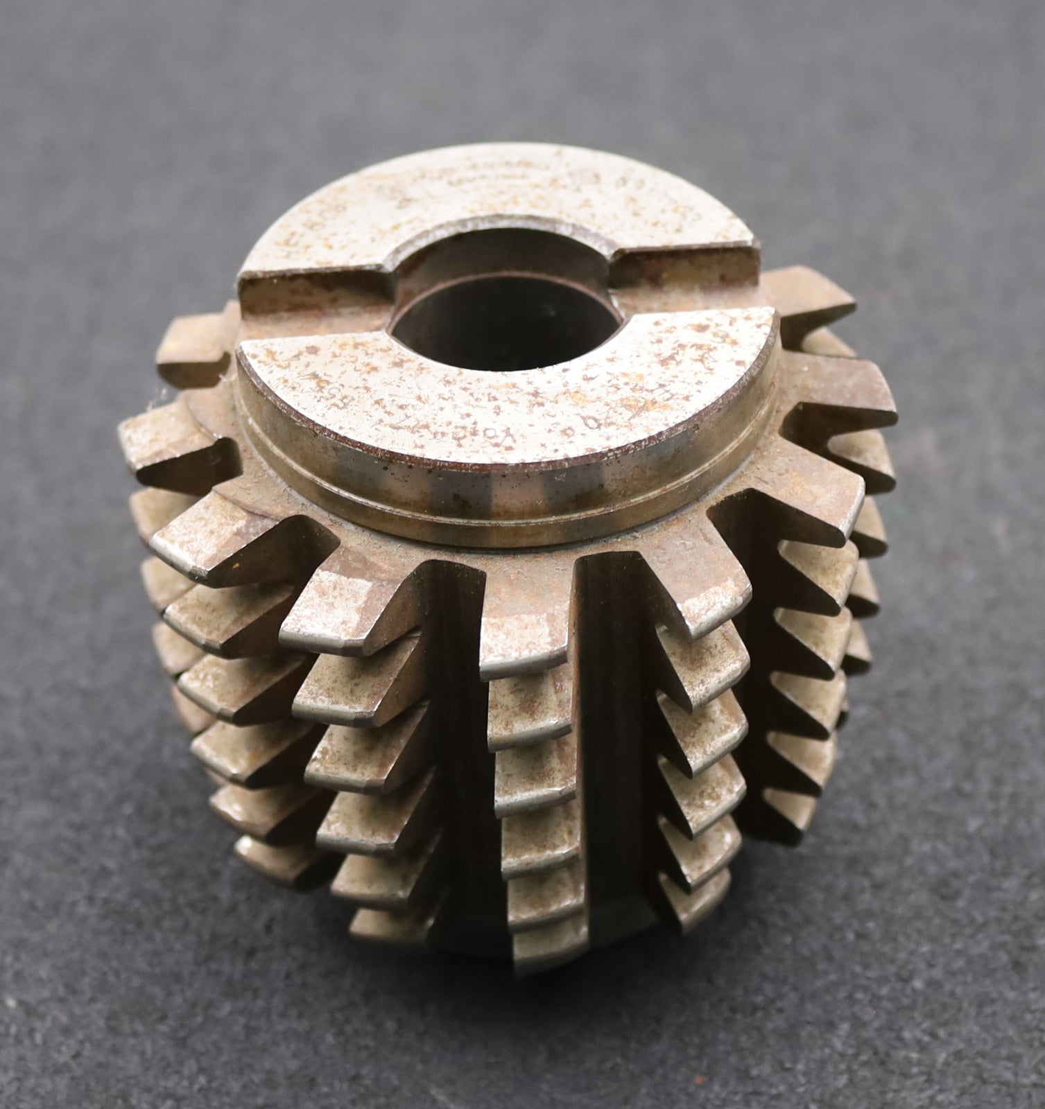 Bild des Artikels KLINGENBERG-Zahnrad-Wälzfräser-gear-hob-m=-4,0mm-20°EGW-Ø108x89x32mm