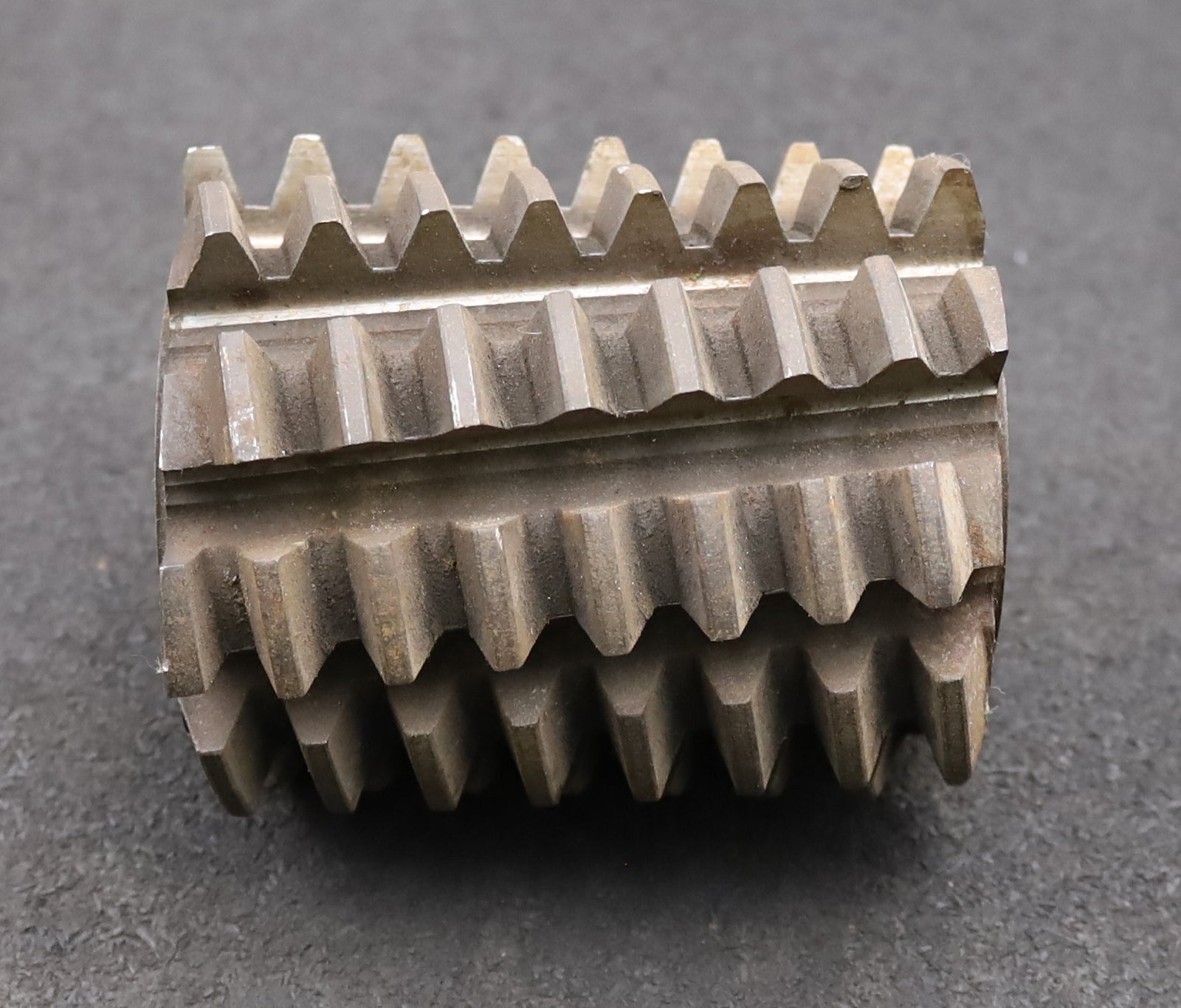 Bild des Artikels Zahnrad-Wälzfräser-gear-hob-m=-4,0mm-EGW-20°-Ø83x100x32mm-mit-LKN-1gg.-Rechts