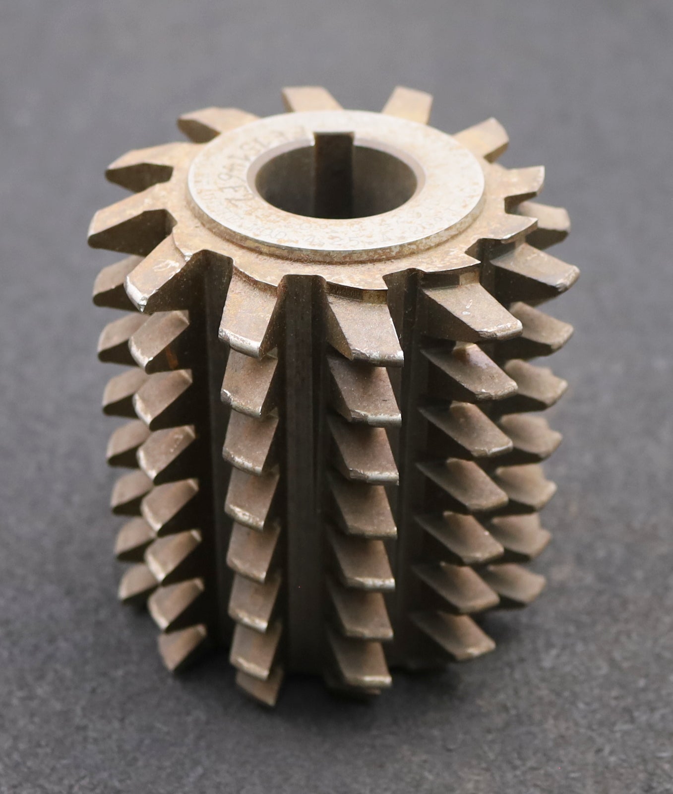 Bild des Artikels DELTAL-Zahnrad-Wälzfräser-gear-hob-m=-4,5mm-EGW-20°-Ø99x107x32mm-mit-LKN