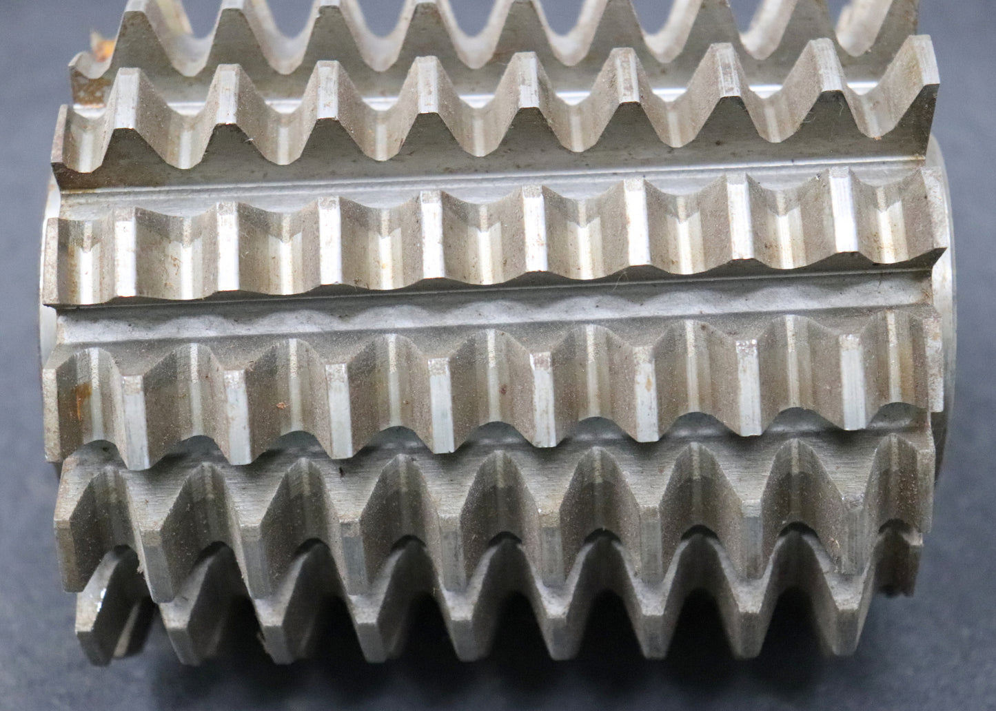 Bild des Artikels PWS-Zahnrad-Wälzfräser-gear-hob-m=-4,5mm-EGW-20°-BPIII-Ø110x135x40mm-DIN-3972