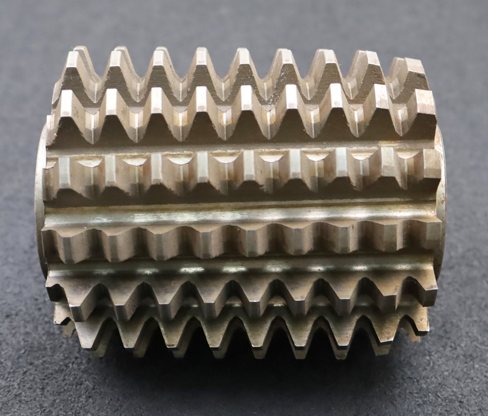 Bild des Artikels PWS-Zahnrad-Wälzfräser-m=-4,5mm-EGW-20°-Ø110x135x40mm-BPII-nach-DIN-3972