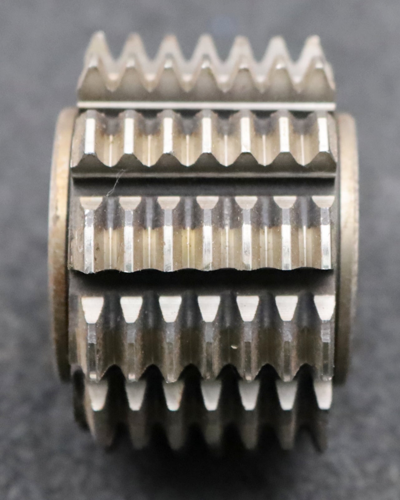 Bild des Artikels PWS-Zahnrad-Wälzfräser-m=-1,5mm-BPII-nach-DIN-3972-EGW-20°-Ø56x39xØ22mm-mit-LKN